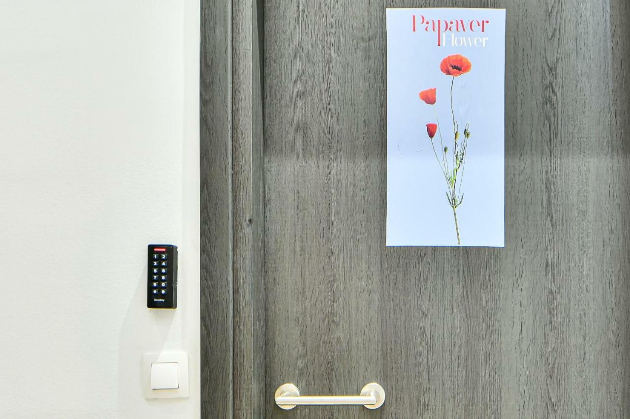 Flowers Of Athens, Boutique Aparthotel With 6-Apartments In Central Athens Exterior photo